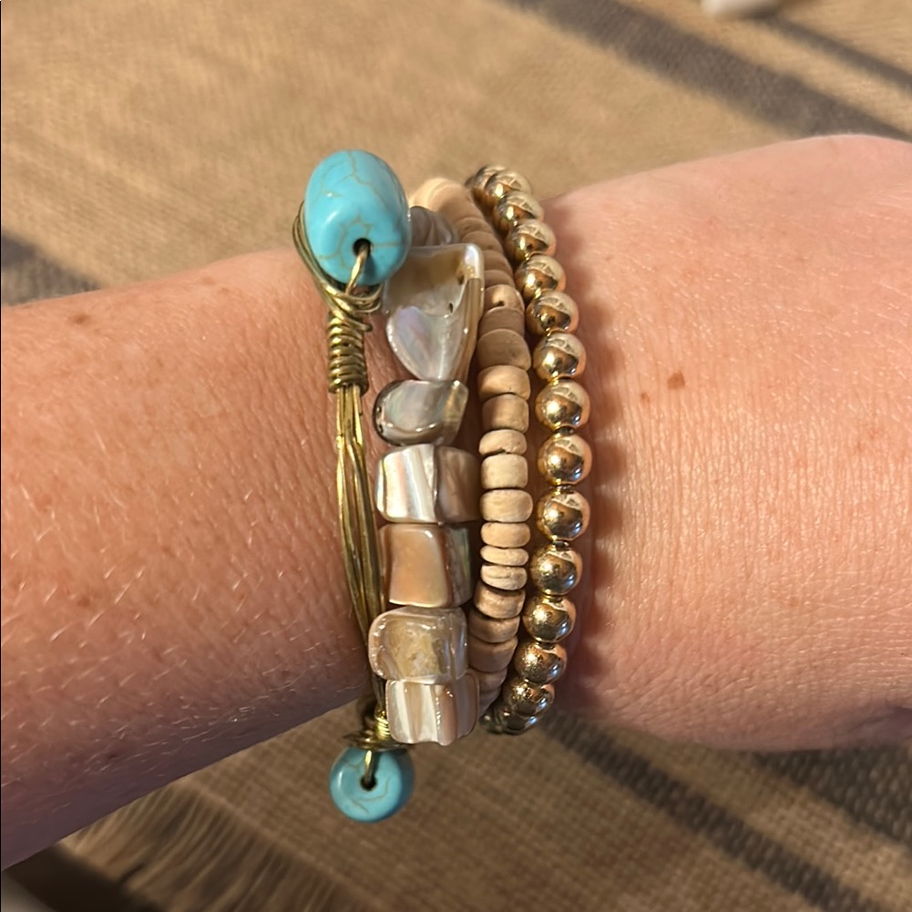 Bourbon Bowties Gold And Turquoise Beaded Bracelet Stack 30$